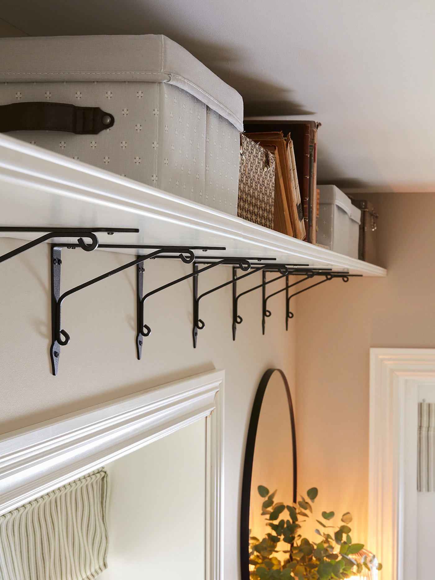 IKEA BERGSHULT Shelf White 31 1/2x11 3/4 " 6 IKEA BERGSHULT Shelf White 31 1/2x11 3/4 " - Image 4